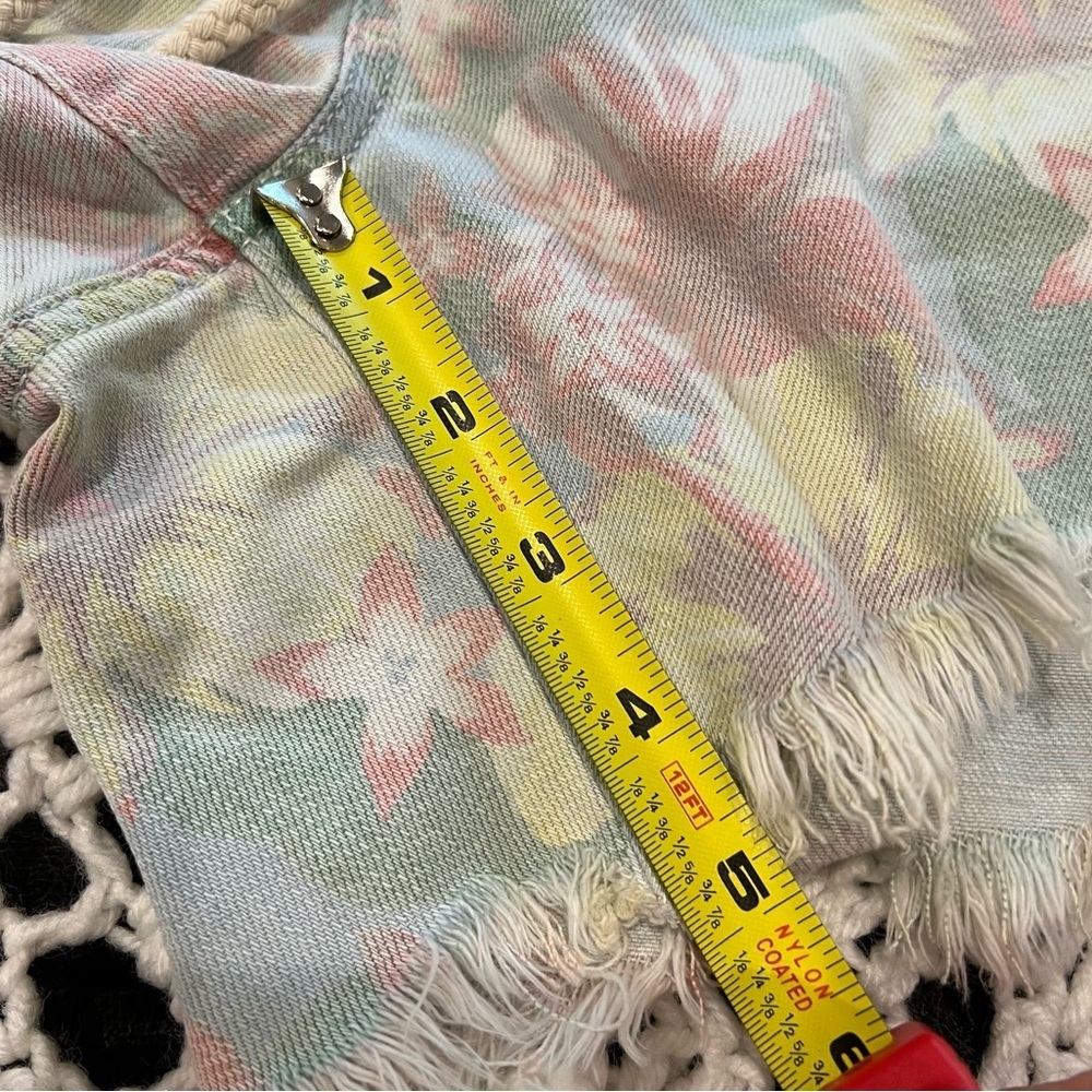 Aerie Elastic Tie Waist Faded Raw Edge Hawaiian Floral Shorts Size Small - Picture 9 of 9